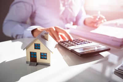 Do I Have to Itemize to Deduct Property Taxes?